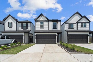Building Photo - 3213 Crown Gate Dr