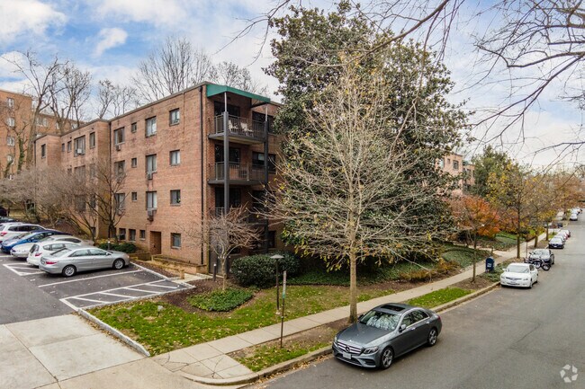 Building Photo - 2325 42nd St NW