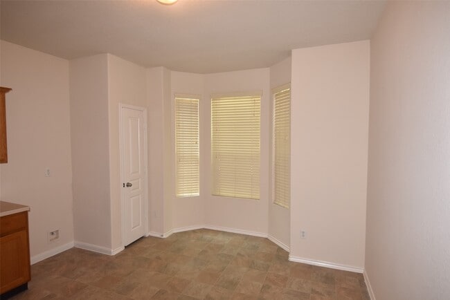Building Photo - 16807 Mammoth Springs Dr