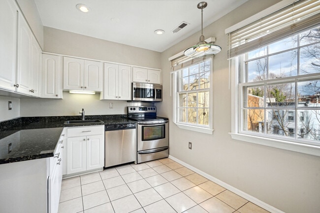 Light-filled Kitchen - 212 3rd St NE