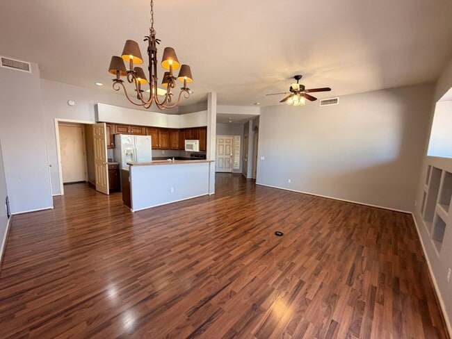 Foto del edificio - Single Story Gated Community Peoria Home *NEW* carpet!