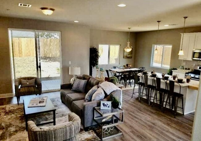 Building Photo - Beautiful 4 Bedroom 3 Bath home on a cul-de-sac In Arroyo Grande