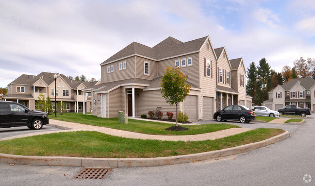 Saratoga Renaissance - Saratoga Renaissance and Split Rail