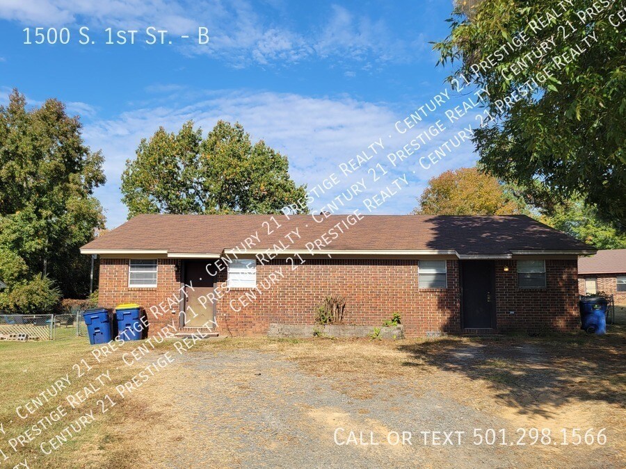 Primary Photo - 1500 S 1st St