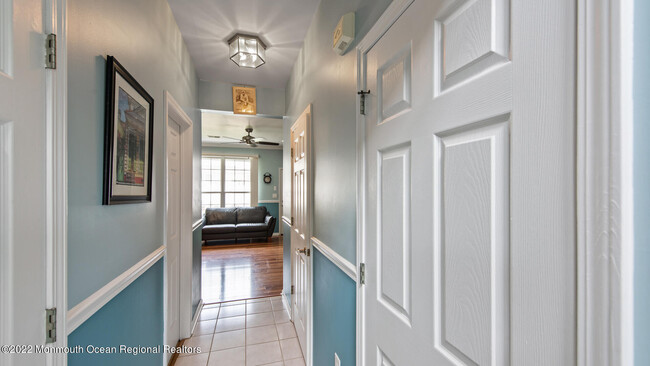 Building Photo - 12 Mountain Laurel Rd