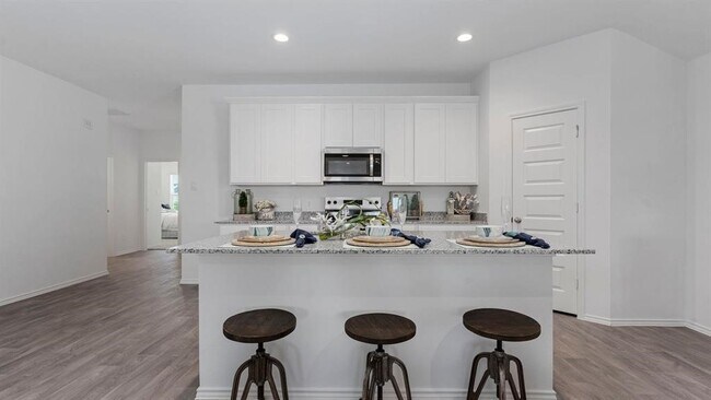 Foto del edificio - 2235 Laurel Bloom Ln