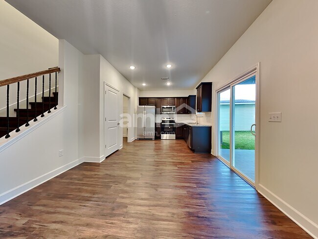 Building Photo - 1034 Tan Tara Trl
