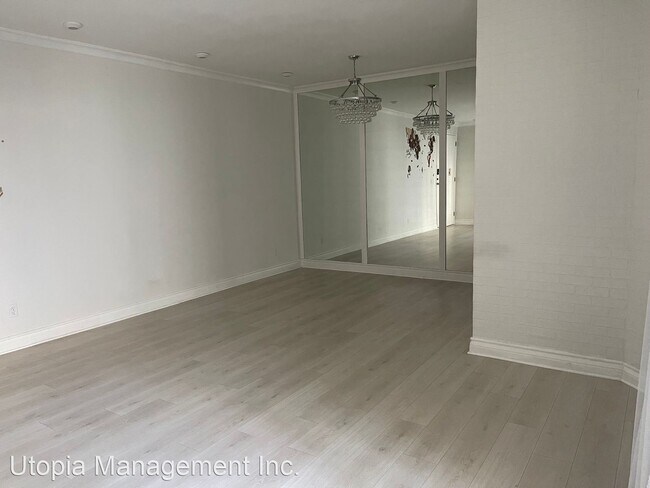 Foto del edificio - 1 br, 1 bath House - 6150 Buckingham Pkwy ...