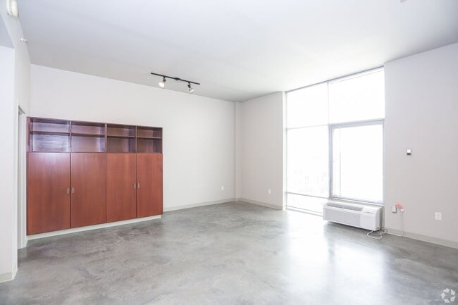 Interior Photo - 947 Lofts