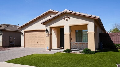 Building Photo - 884 W Whistling Thorn Ave