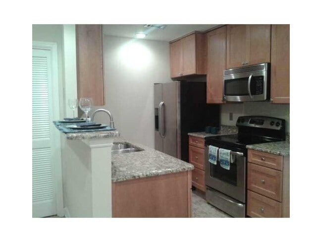 Full Kitchen - 14 Arpege Way NW