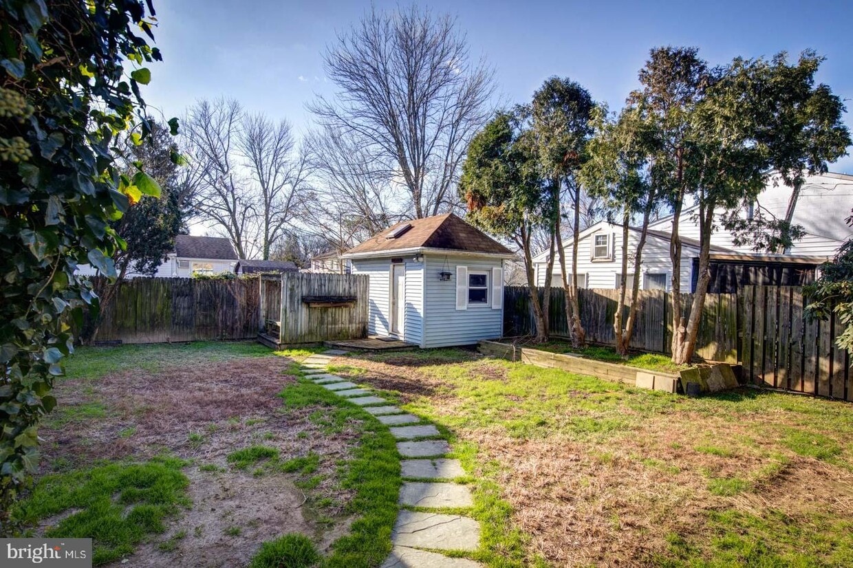 Primary Photo - 405 New Jersey Ave