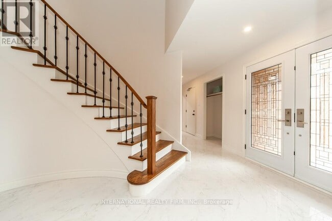 Building Photo - 11 Coates Crescent