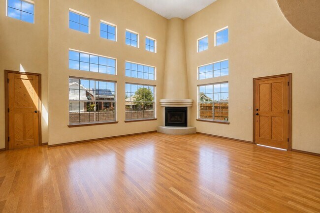 Foto del edificio - 6716 Carney Ave NW