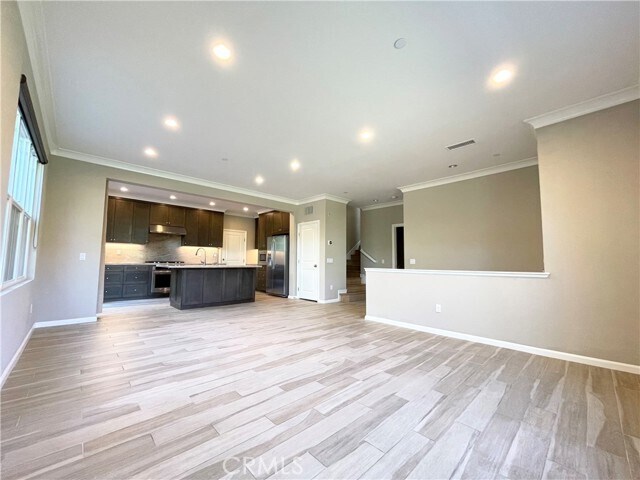 Building Photo - 126 Mighty Oak