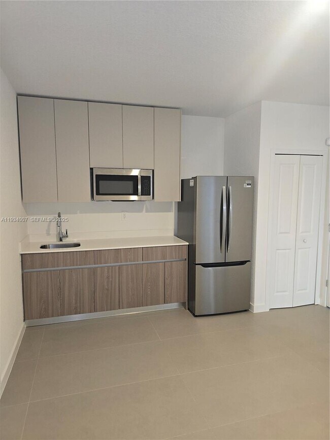 Foto del edificio - 13357 SW 274th St