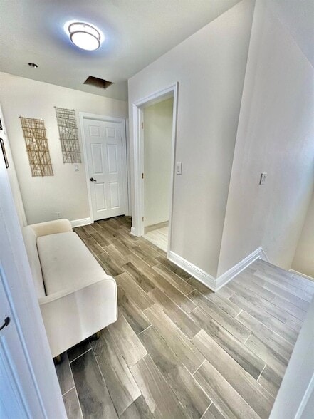 Building Photo - 3350 Turtle Cove