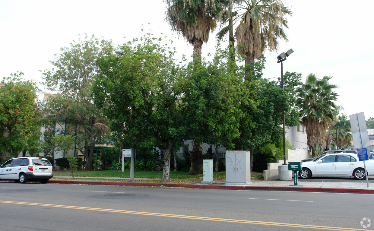 Building Photo - Encino Apartments