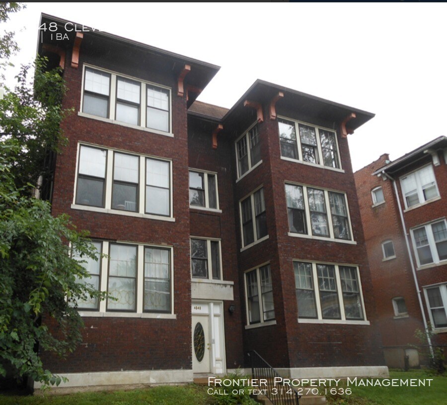 Primary Photo - Historic Charm with tons of Space!