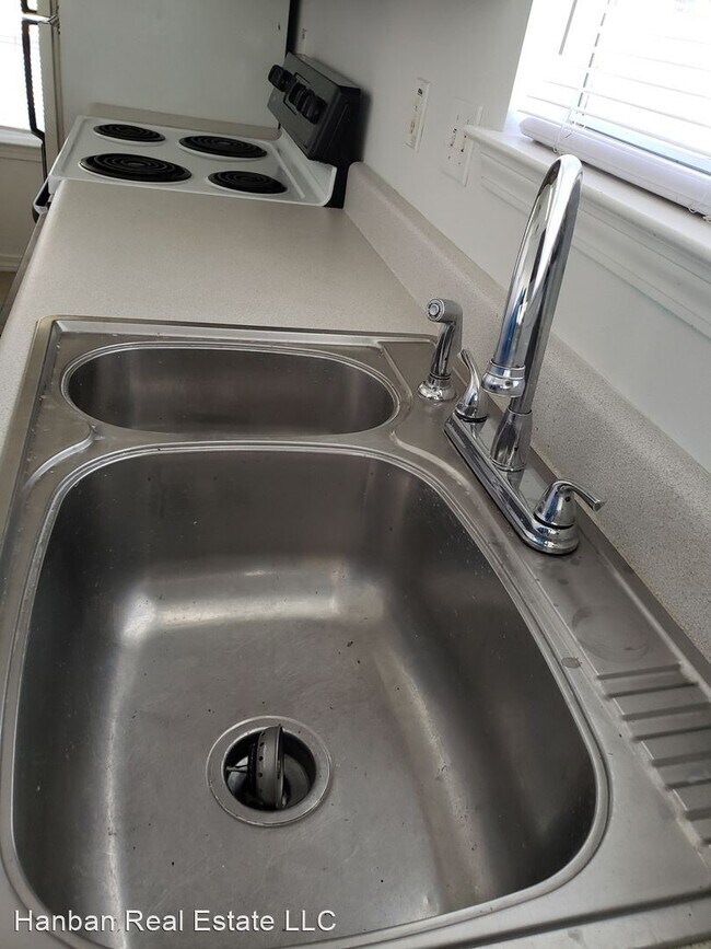 Foto del edificio - 2 br, 1 bath House - 8132 Heirloom Dr
