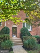 Building Photo - 10195 Valentino Dr