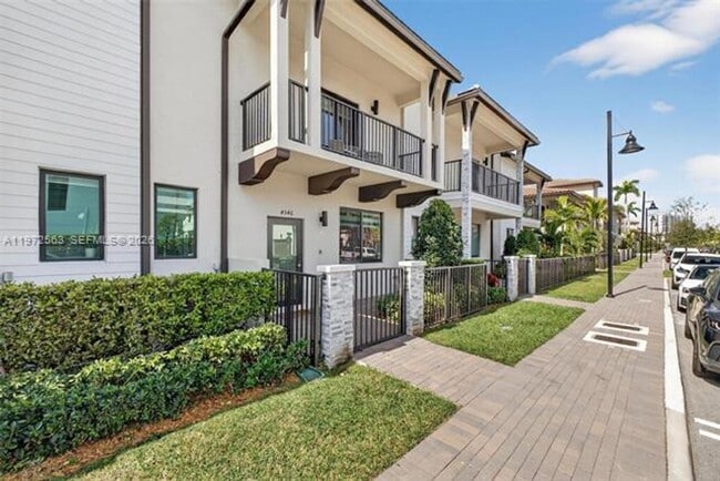 Photo - 4546 NW 83rd Ave Townhome