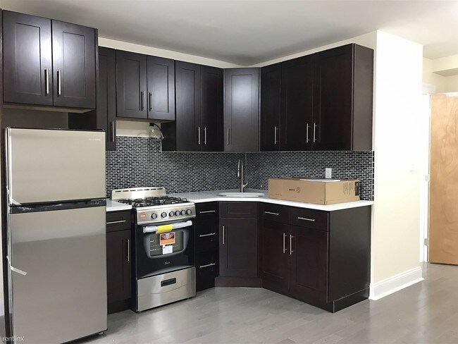 Foto del edificio - 400 E 21ST St