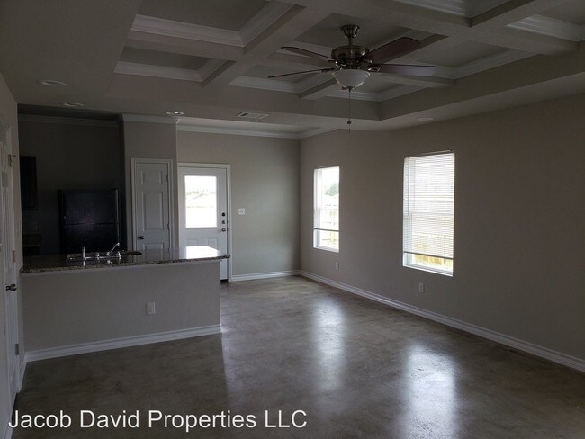 Building Photo - 16901 Spirit Brook