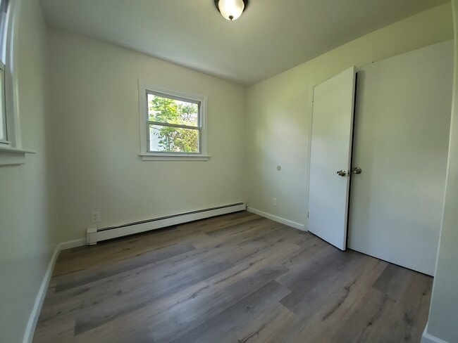 Building Photo - 31 Bayside Ter