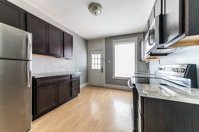 Kitchen - Vandy House