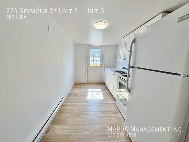 Building Photo - FULLY RENOVATED 3BEDROOM/1.5BATHROOM UNIT ...