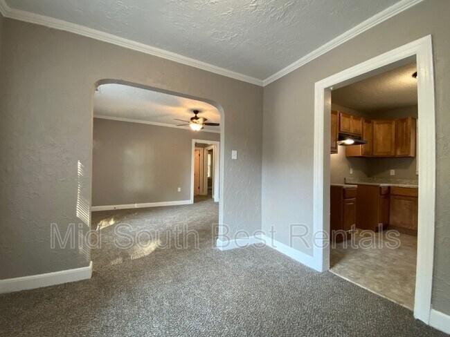 Building Photo - 1106 Marlin Rd