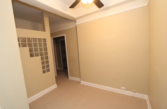 Building Photo - 631 Ofarrell St