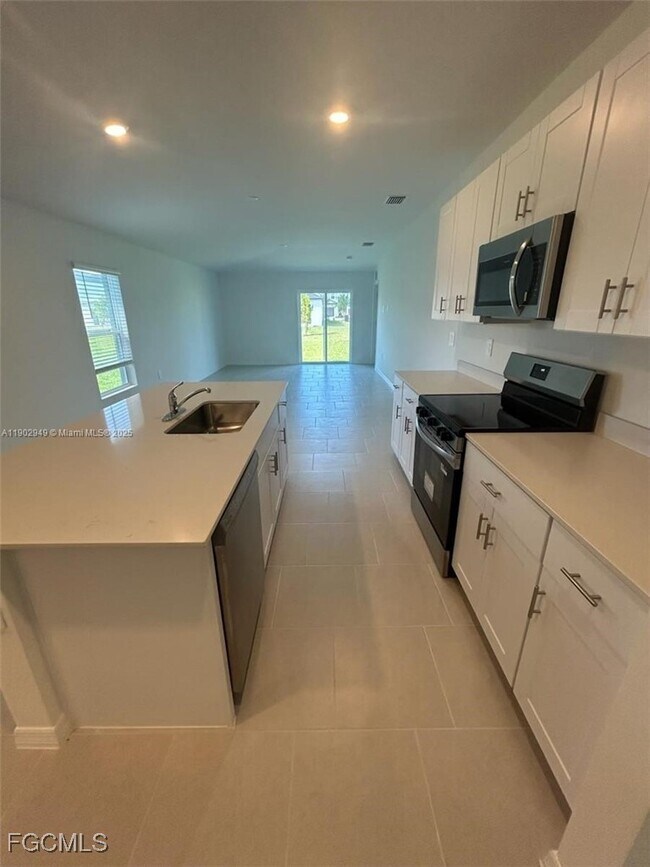 Foto del edificio - 4022 North Dr
