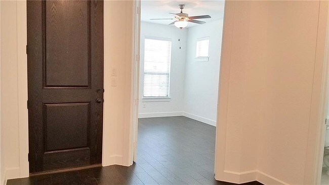 Foto del edificio - 2284 Lobo Ln