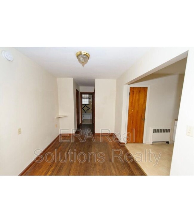 Foto del edificio - 9494 Reading Rd