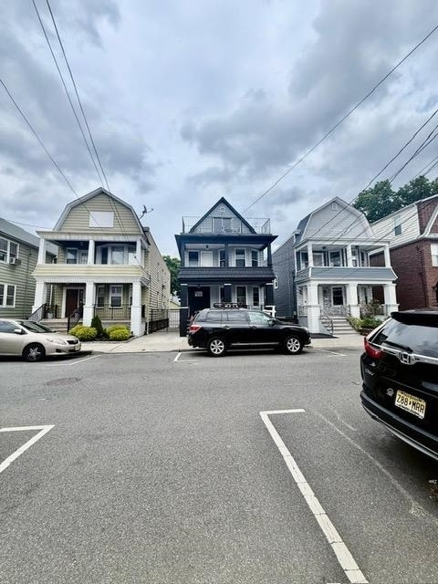 Primary Photo - 8516 3rd Ave