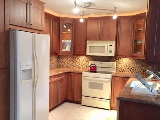 Building Photo - 5535 Eton Ct