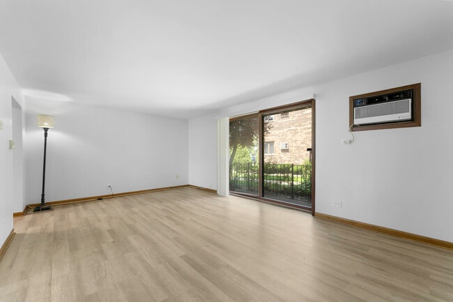 Building Photo - 3605 N Narragansett Ave
