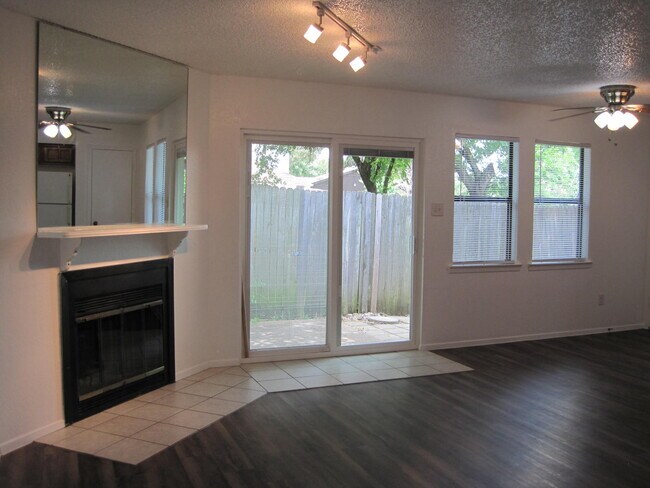 Newly Remodeled Duplex with Private Patio - 7620 John T White Rd