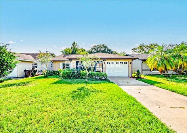 Building Photo - ***Move in Special*** NEWLY RENOVATED!