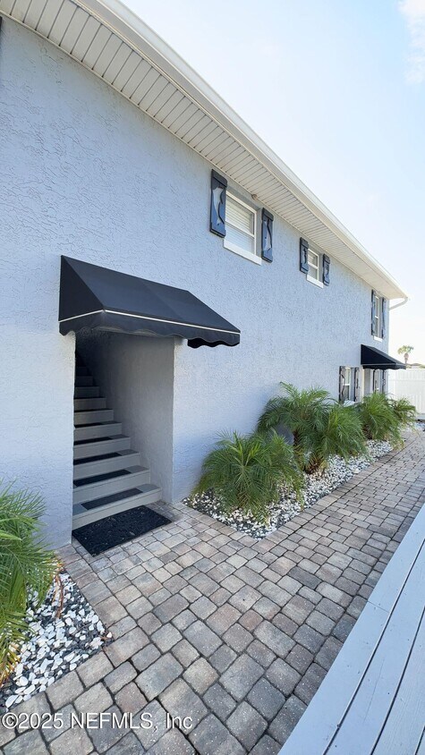 Foto principal - 108 S 5th St