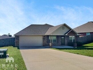 Building Photo - 2117 Ridge St