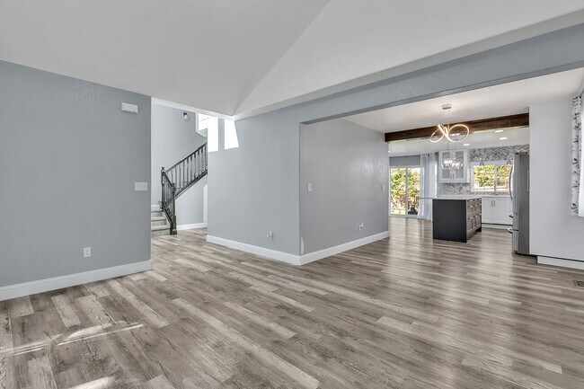 Building Photo - Beautifully Updated 4-Bedroom Lacey Home