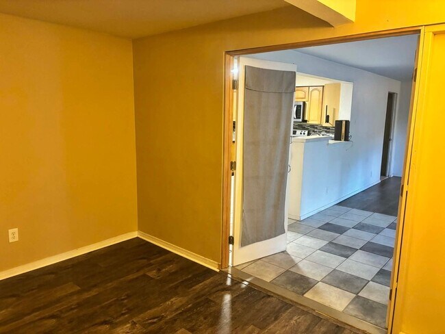 Foto del edificio - 803 9th Ave NW