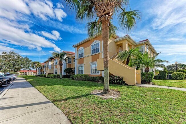 Building Photo - 1130 Villagio Cir