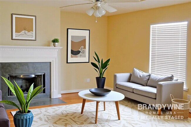 Building Photo - 6747 Saganaw Dr