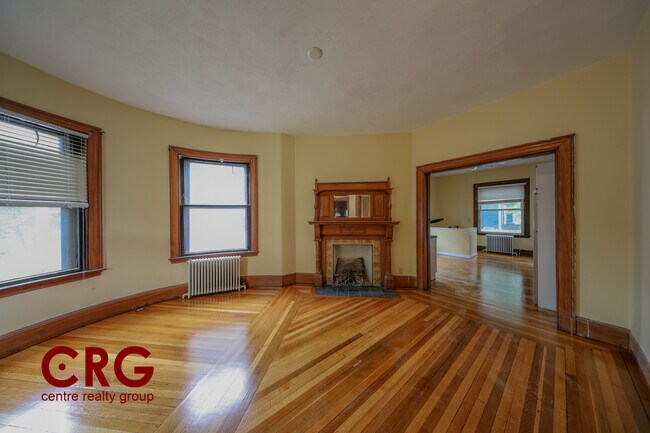 Building Photo - 22 Grand View Ave