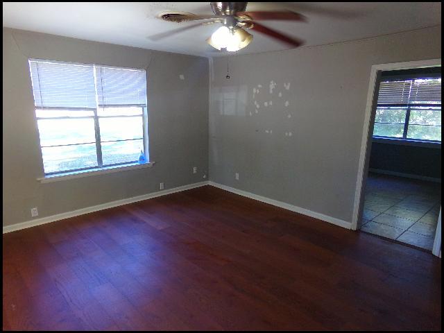 Foto del edificio - 5412 Young Rd