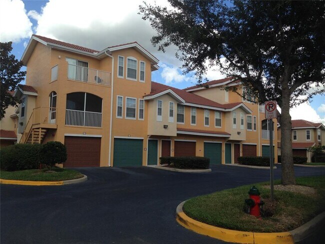 Building Photo - 12025 Villanova Dr